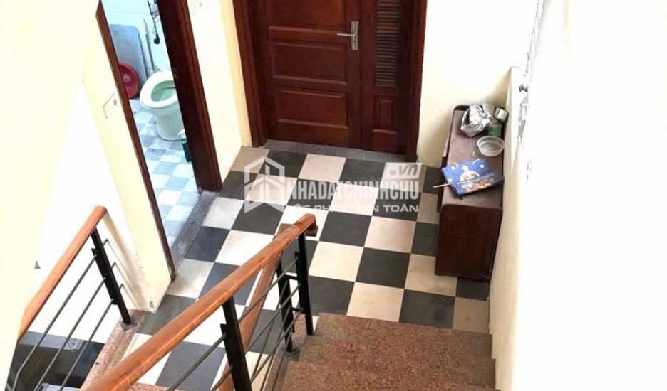 CHO THUÊ NHÀ MẶT PHỐ CHÙA LÁNG, ĐỐNG ĐA 72M2, 5 TÂNG, MT 5M, 6P, 4 WC, GIÁ 45 TRIỆU