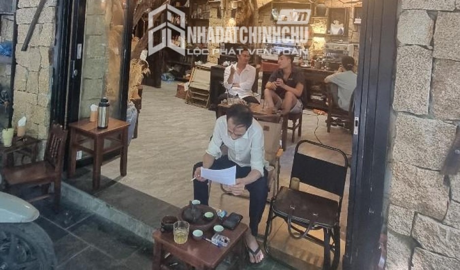 Bán nhà Lê Trọng Tấn, Thanh Xuân, 46m, 4 tầng, giá 18 tỷ, gần ô tô, cách phố 100m, 2 thoáng