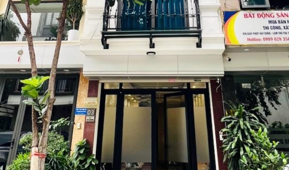 Cần cho thuê gấp Shophouse sát góc khu vực sầm uất nhất Tây HN, cực hiếm nhà trống, LH 0973753915