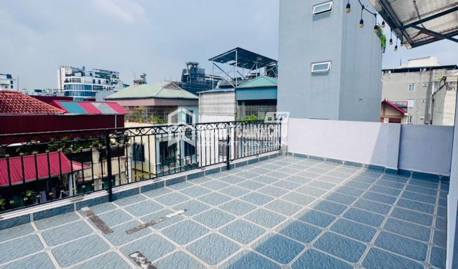 Cần cho thuê nhanh Shophouse sát góc khu vực sầm uất nhất Tây HN, cực Hiếm nhà trống