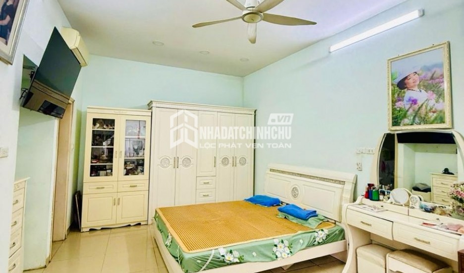 CHO THUÊ NHÀ NGUYÊN CĂN TẠI NGÕ 93, VƯƠNG THỪA VŨ, 4 TẦNG, 45M2, 3 NGỦ, 13 TRIỆU