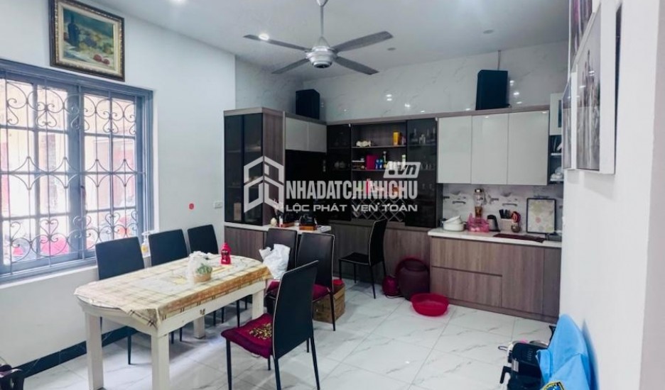 Cần cho thuê nhanh Shophouse sát góc khu vực sầm uất nhất Tây HN, cực Hiếm nhà trống