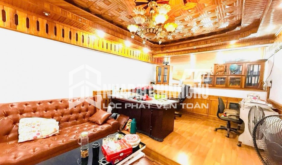 Bán nhà Định Công Hoàng Mai, gần chợ, oto, khu vực trung tâm, gần chợ, tiện ích bạt ngàn