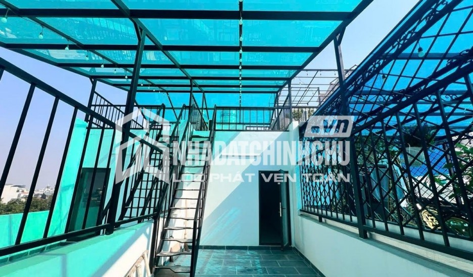BÁN NHÀ NGUYỄN VĂN LINH 5 TẦNG, NỞ HẬU, GẦN AEON MALL LONG BIÊN, NGÕ RỘNG, TẶNG NỘI THẤT