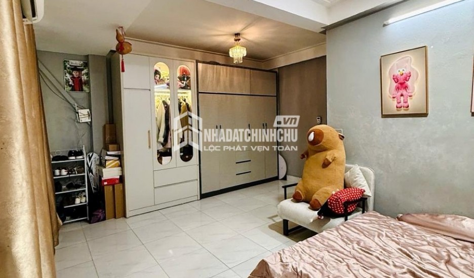 Cho thuê cửa hàng ngay mặt phố Láng Hạ, Đống Đa, HN 40m2, thông sàn, KD, bàn giao ngay 10 triệu