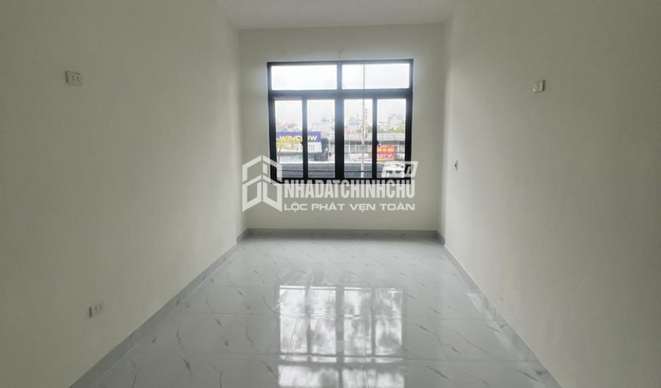 BÁN NHÀ NGUYỄN VĂN CỪ 51M2, Ô TÔ ĐỖ CỬA, 2 MẶT THOÁNG, KHU VỰC DÂN TRÍ CAO CHỈ 4 TỶ