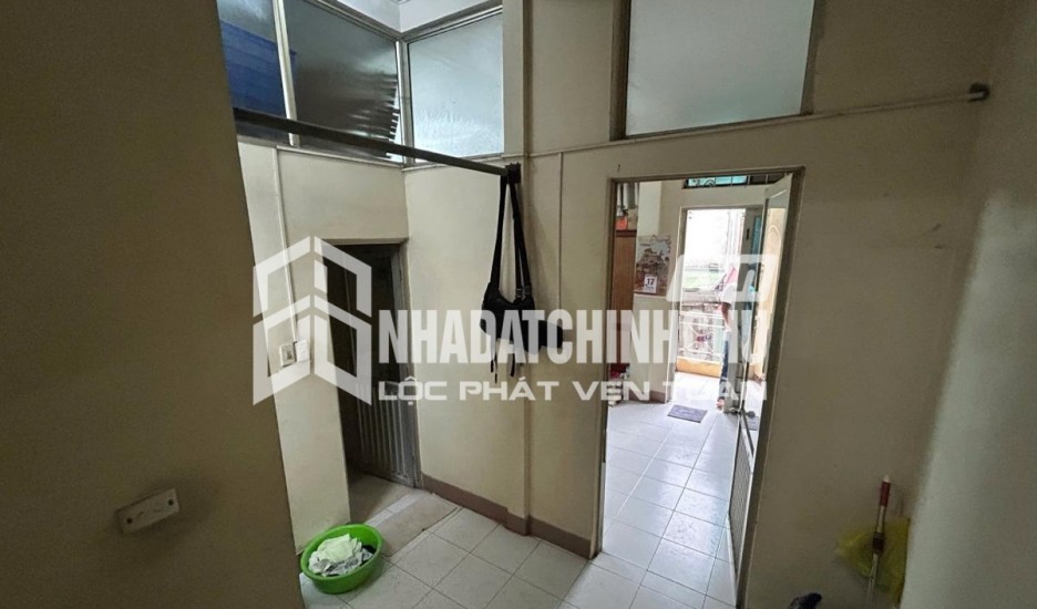 Cho thuê nhà ngõ ô tô Giải Phóng- Hoàng Mai, Hà Nội.DT 45m2, 4tầng  - Giá 16 Triệu (CTL) - KD, VP, KHO