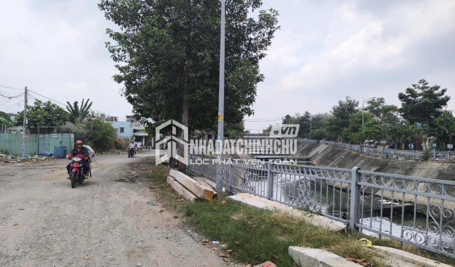 NHÀ NGÔ CHÍ QUỐC - HẺM XE HƠI VÀO NHÀ - 4 PHONG NGỦ -GIÁ 5TY900