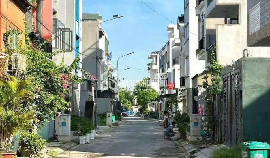 NHÀ 2 TUÂNG NGÔ CHÍ QUỐC HẺM 5M GIA 4TY 400