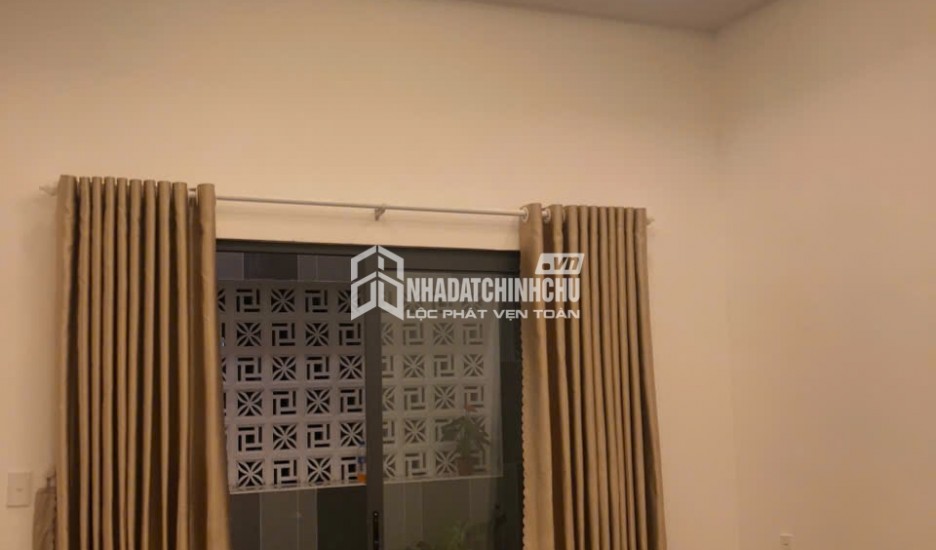 NHÀ PHỐ HIỆN ĐẠI – DỌN VÀO Ở NGAY – VỊ TRÍ ĐẸP, TIỆN ÍCH ĐỦ ĐẦY tại huyện Đức Hòa tỉnh Long An