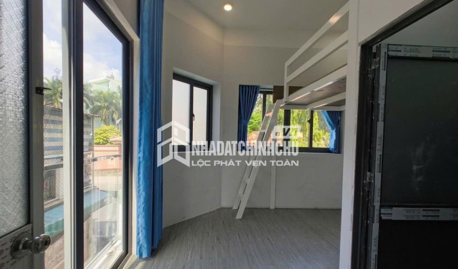 Cần ra nhà xịn ngộp ngân hàng 195m2 full thổ mặt tiền