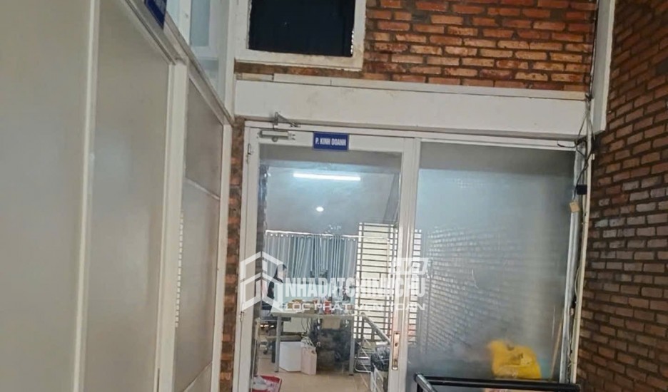 HOT HOT – GIẢM MẠNH 8 TỶ, BÁN NHÀ HẺM 34/19 đường Yên Thế, Phường 2, quận Tân Bình, TP.HCM