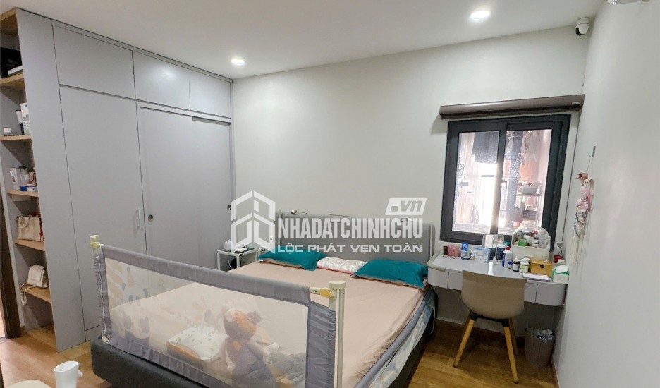 Chính chủ bán CC 2PN, 76m2, 6,2 tỷ tại Rose Town 79 Ngọc Hồi, sẵn sổ, full đồ (giá thương lượng)