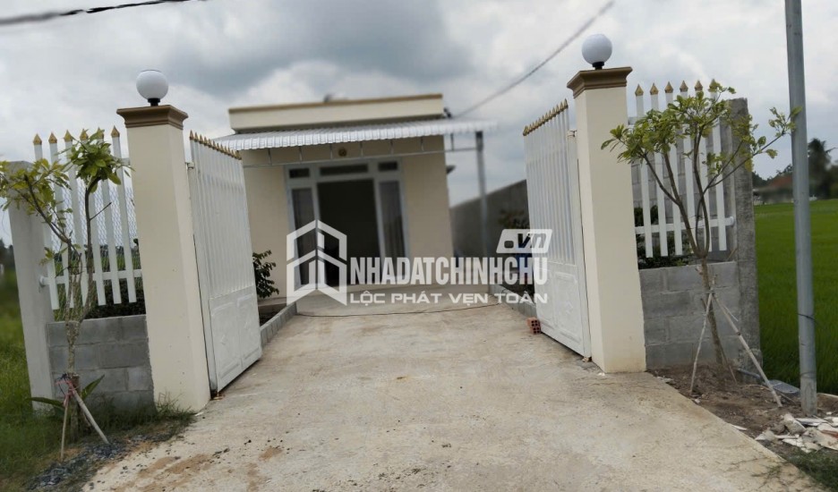 CHÍNH CHỦ CẦN BÁN CĂN NHÀ MẶT TIỀN ĐƯỜNG Nguyễn Văn Ánh, xã Tân Trụ, Long An ( nay là Tây Ninh)