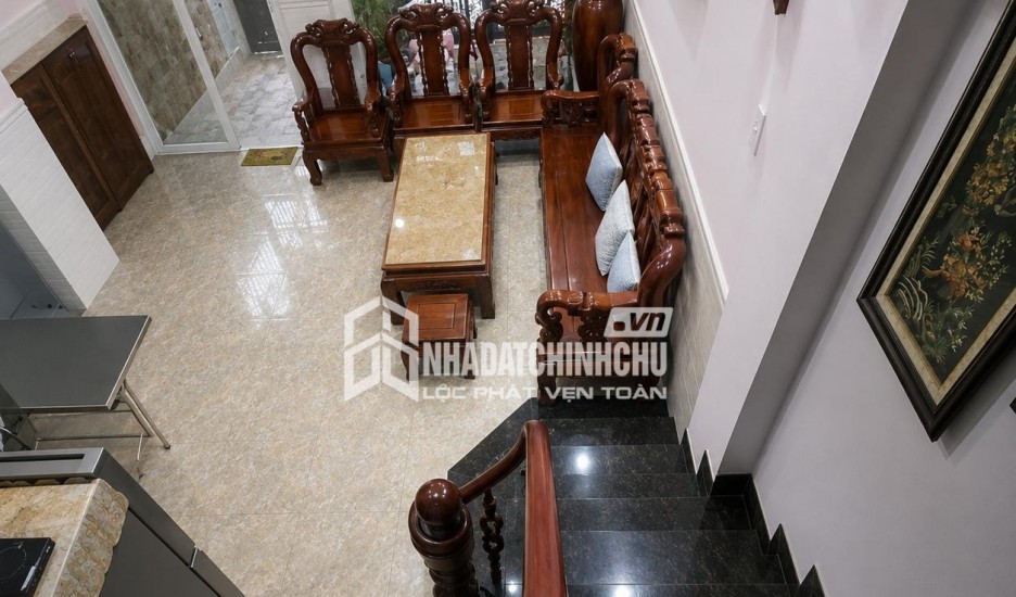 13,5 TỶ BÁN NHÀ LÂM VĂN BỀN – HẺM XE HƠI, 3 TẦNG, 4 PHÒNG NGỦ