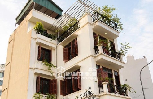 BÁN NHÀ BỒ ĐỀ 92M2, 4 TẦNG DÂN XÂY Ở NGAY, GẦN MẶT ĐƯỜNG, CÓ SÂN RỘNG.