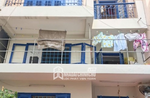 Bán Nhà 3 Tầng Có Gara Ô Tô Kiệt An Dương Vương. Sổ Hồng Hoàn Công, chỉ 2.9x tỷ
