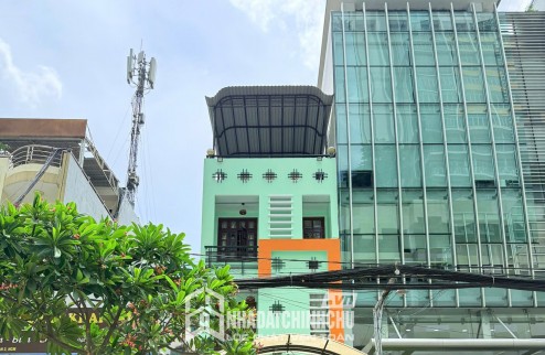 Sở hữu ngay căn nhà phố 3 tầng có sổ đỏ lâu dài tại Phú Quốc nằm ngay trục đường huyết mạch ĐT975