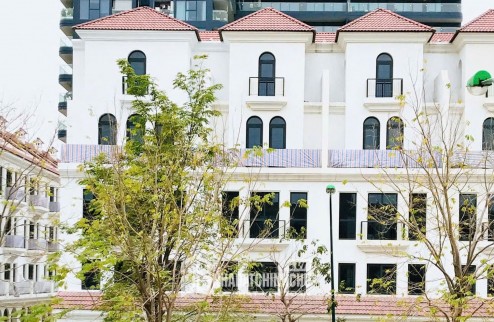 Hiếm! Shophouse góc 135m² Sunshine Golden River  3 mặt thoáng  80 tỷ
