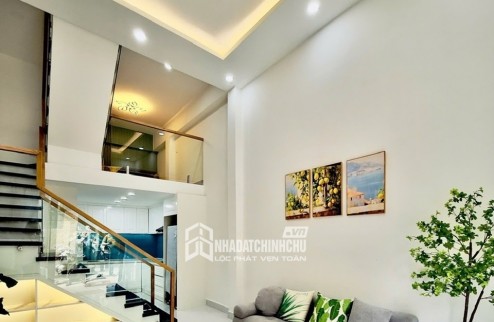 Chính chủ giảm giá 300tr bán gấp nhà trong ngõ 193 Văn Cao - 65,8m2 3 tầng