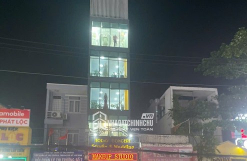 ​ CHÍNH CHỦ CẦN BÁN GẤP TÒA NHÀ 7 TẦNG MẶT TIỀN QUẬN 7 - 35 tỷ (TL)