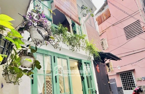 Chính chủ bán cắt lỗ giá 4,5 tỷ shophouse, nhà thương mại 5 tầng 88,75m² - Diamond Park Lạng Sơn