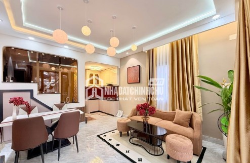 Xe hơi tới nhà - Ngang hơn 4m - 3 tầng 3 PN - full nội thất - 3PN - 6 tỷ 8
