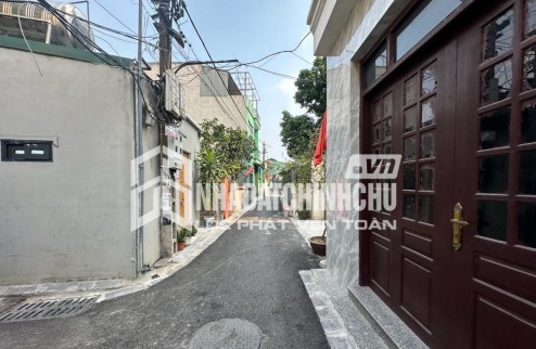 Cơ Hội Sở Hữu Nhà Bình Thọ Thủ Đức, 110m2, 5 Tầng, Hẻm Xe Hơi 8m, Giá 11 Tỷ