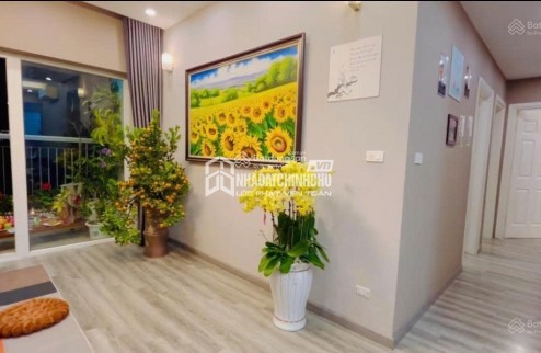 CHO THUÊ CĂN HỘ CAO CẤP 3PN – 106m² tại MỸ ĐÌNH, HÀ NỘI View hồ • Không gian xanh • Yên tĩnh • Full nội thất • Chỉ cần xách vali vào ở