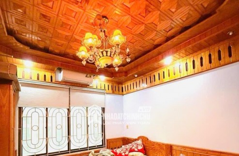 Bán nhà Định Công Hoàng Mai, gần chợ, oto, khu vực trung tâm, gần chợ, tiện ích bạt ngàn