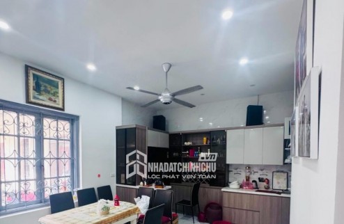 Cần cho thuê nhanh Shophouse sát góc khu vực sầm uất nhất Tây HN, cực Hiếm nhà trống