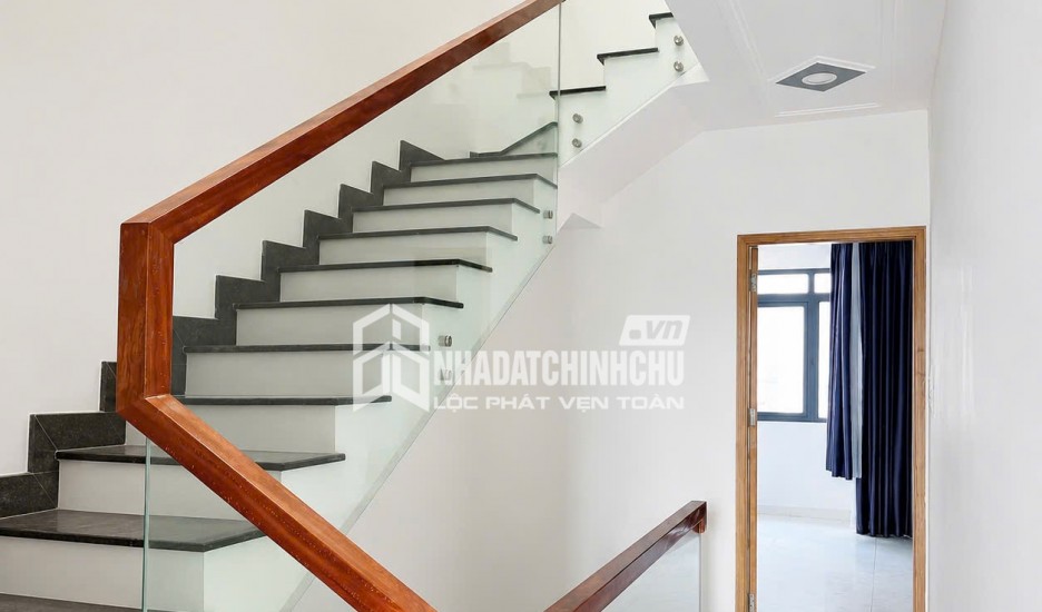 Cần bán nhà Quận 9 65m2 ngay chợ Long Trường - Đông Tăng Long giá 3.17 tỉ