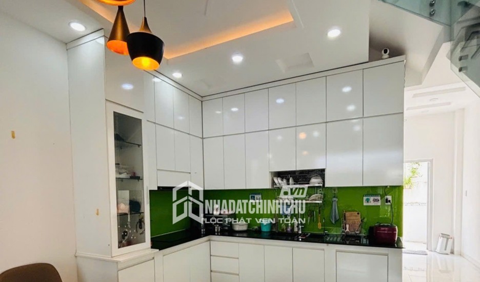 BÁN NHÀ KDC GIA HÒA BÌNH HƯNG, GẦN CÁC TRƯỜNG ĐẠI HỌC, 100M2, 3 TẦNG, GIÁ 5,9TỶ