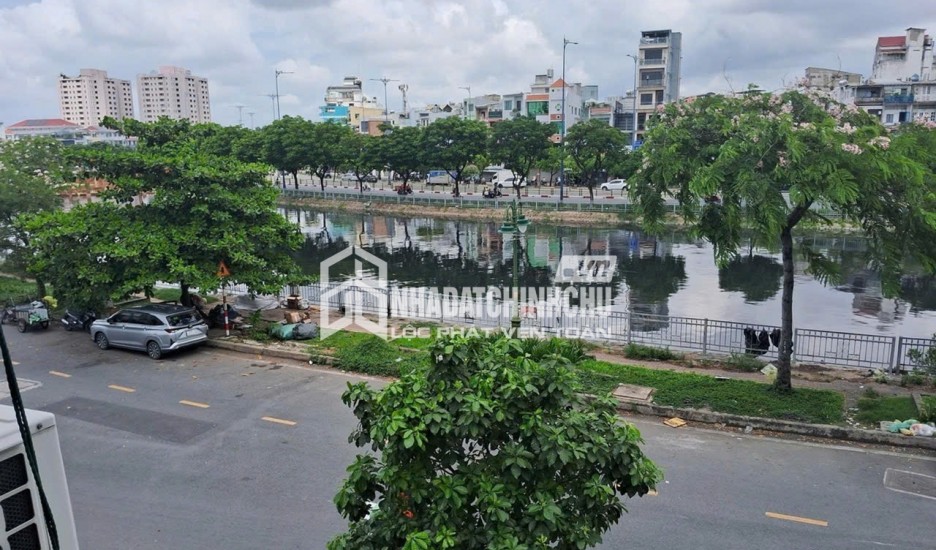 BÁN NHÀ MẶT PHỐ ĐƯỜNG BA ĐÌNH, QUẬN 8 (GIÁP Q5), 42M², MẶT TIỀN KINH DOANH, VỈA HÈ 4M, GIÁ 6 TỶ