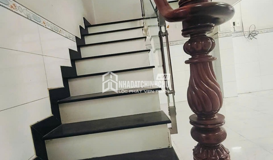 BÁN NHÀ HẺM DƯƠNG BÁ TRẠC, 54M², 2 TẦNG, LÔ GÓC SÁT HẺM XE HƠI, GIÁ 5.98 TỶ
