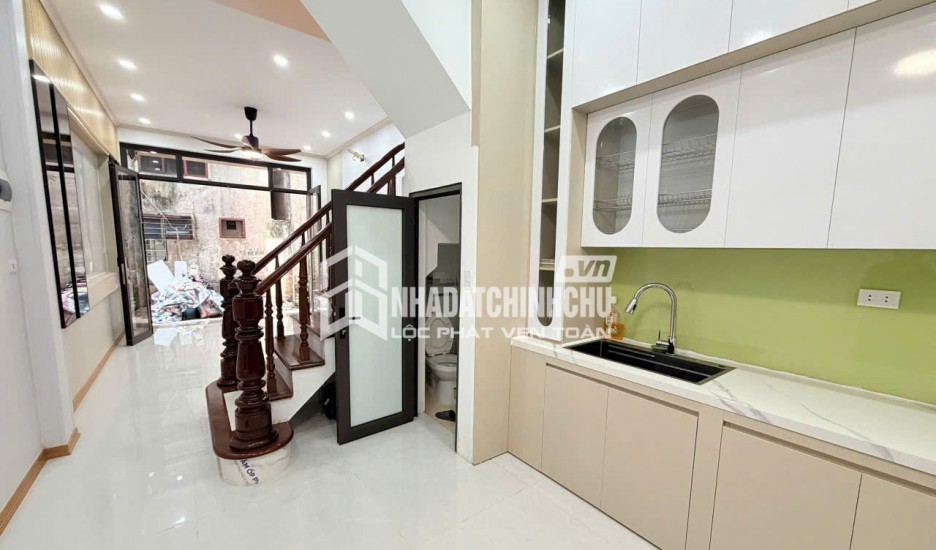 Chính chủ cho thuê văn phòng tầng 3 tại số 2 ngõ 22 Nguyễn Ngọc Nại, Thanh Xuân