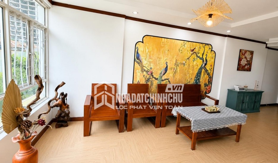 Bán nhà To Giá Rẻ Đường Lạc Long Quân, gần Ông ích Khiêm Q11. DT: 5.5x24m²