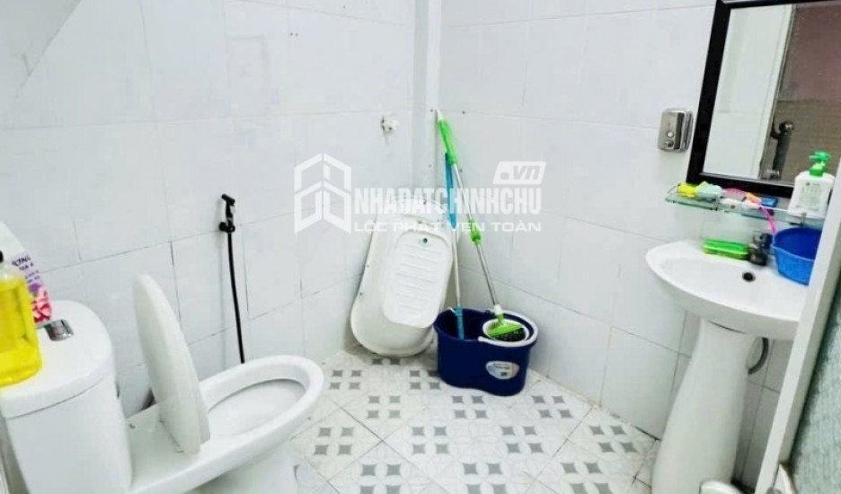 CHÍNH CHỦ BÁN NHÀ ĐẸP GIÁ RẺ - 35M2 - NHỈNH 3 TỶ