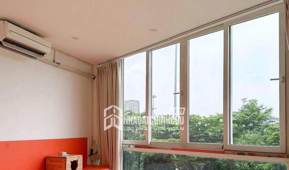 Cho thuê nhà nguyên căn đường Võ Chí Công - 4 tầng - kinh doanh + ở