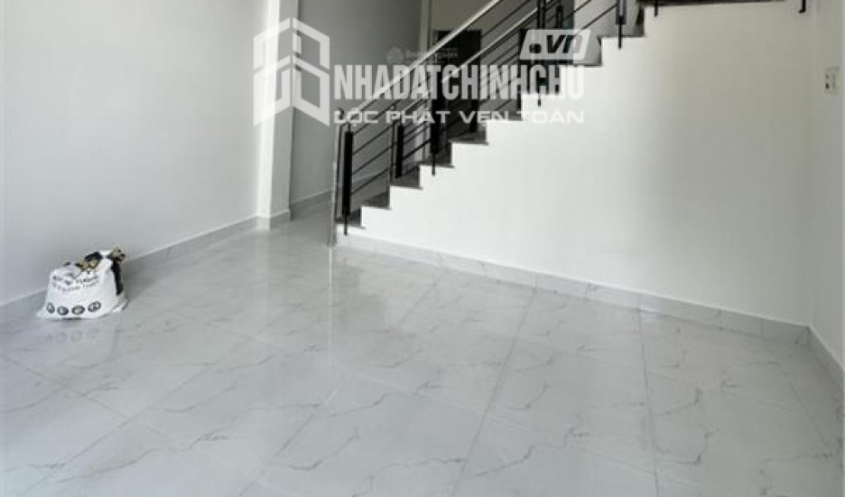 Bán nhà trung tâm Nha Trang hẻm 1170 đường 2/4 Phường Vạn Thắng. Giá bán: 2,3 tỷ sổ đỏ riêng.