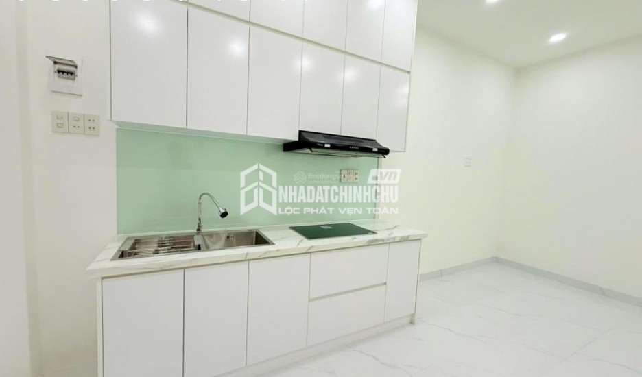 BÁN NHÀ CẤP 4 HẺM NGUYỄN KHUYẾN SÁT CHỢ VĨNH HẢI TRUNG TÂM NHA TRANG – DIỆN TÍCH 42,6M² ĐẤT Ở ĐÔ THỊ HƯỚNG NAM SỔ HỒNG SẴN SÀNG CÔNG CHỨNG GIÁ 2 TỶ