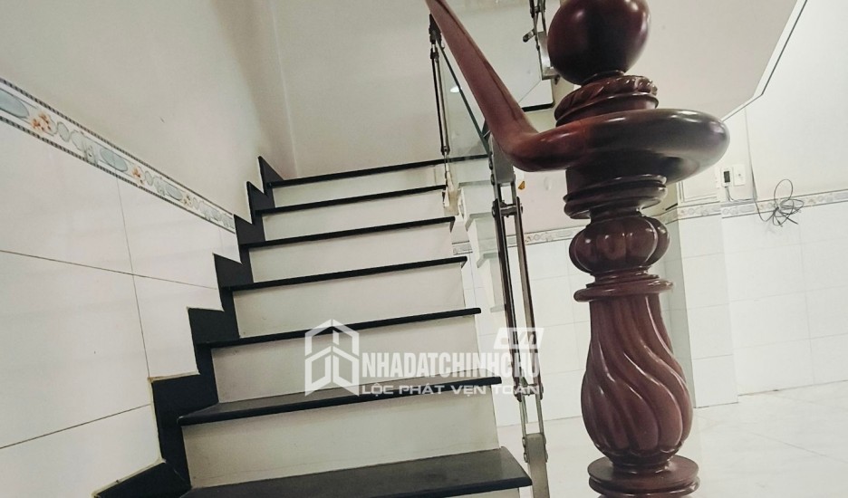 BÁN NHÀ HẺM LÔ GÓC DƯƠNG BÁ TRẠC – DT 54M² – KHÔNG LỘ GIỚI – GIÁ 5.98 TỶ