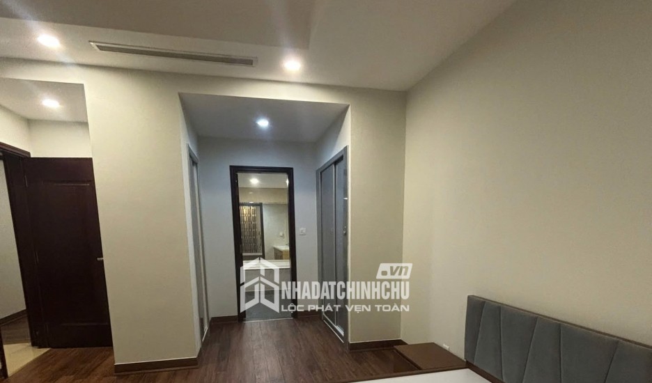 CHO THUÊ CĂN HỘ R1 ROYAL CITY – 150m2  3PN  NỘI THẤT MỚI 100%