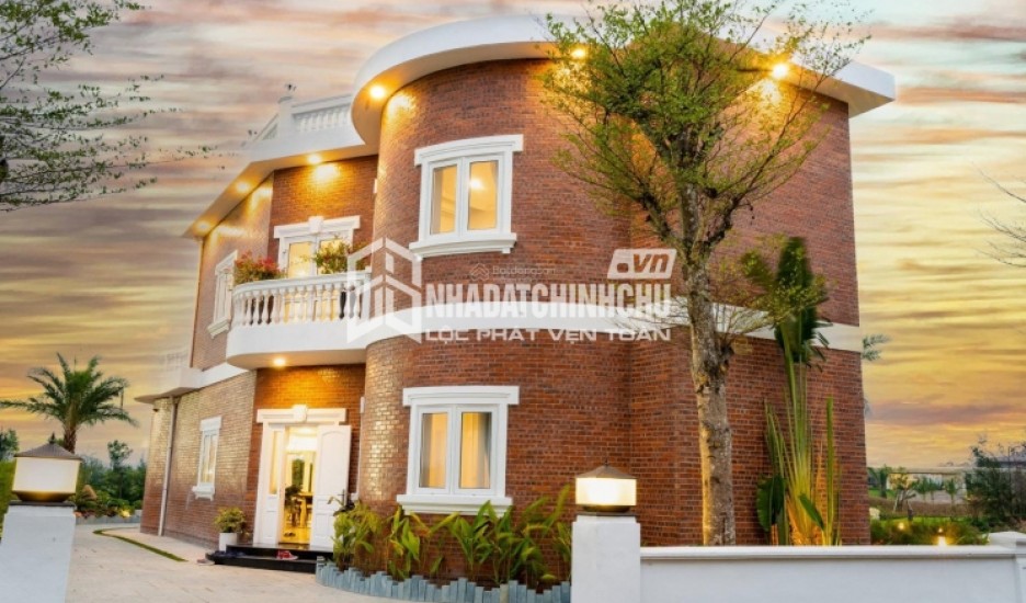 Chính chủ bán Villa 2 tầng, 360m2, bao quanh sân golf, giá bán siêu ưu đãi: 7 tỷ