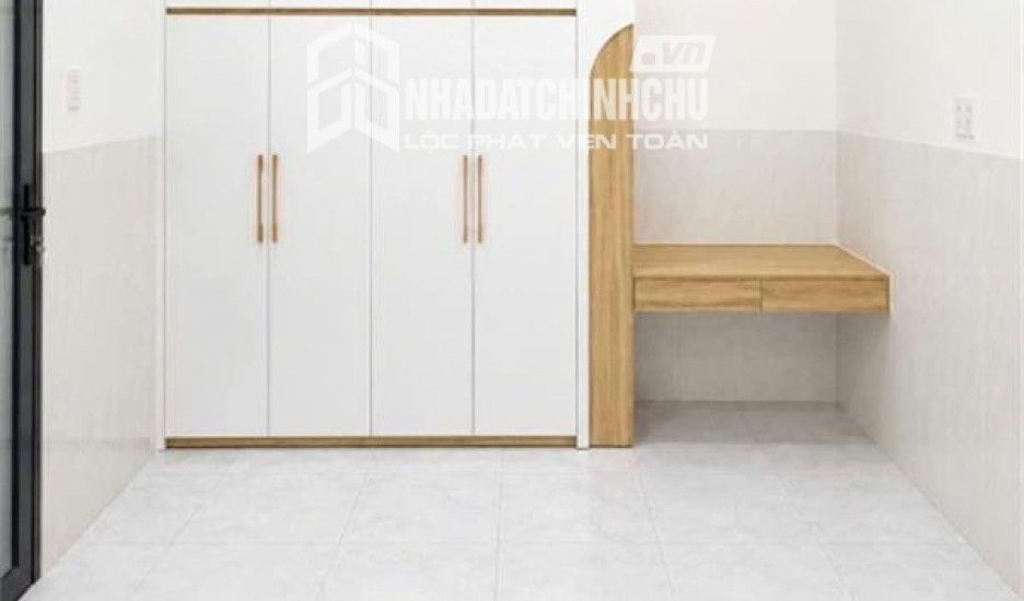 BÁN NHÀ CẤP 4 HẺM NGUYỄN KHUYẾN SÁT CHỢ VĨNH HẢI TRUNG TÂM NHA TRANG – DIỆN TÍCH 42,6M² ĐẤT Ở ĐÔ THỊ HƯỚNG NAM SỔ HỒNG SẴN SÀNG CÔNG CHỨNG GIÁ 2 TỶ