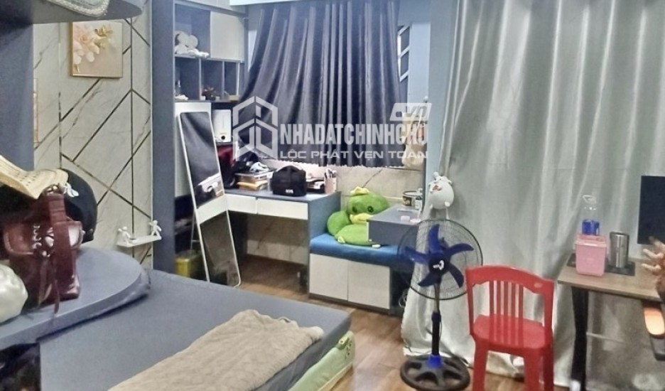 NHÀ MỚI ĐẸP - VINCOM QUANG TRUNG - THÔNG SỐ VÀNG NGANG KHỦNG 5 x 5.2 - TẶNG NỘI THẤT XỊN - CHỈ 3.x TỶ