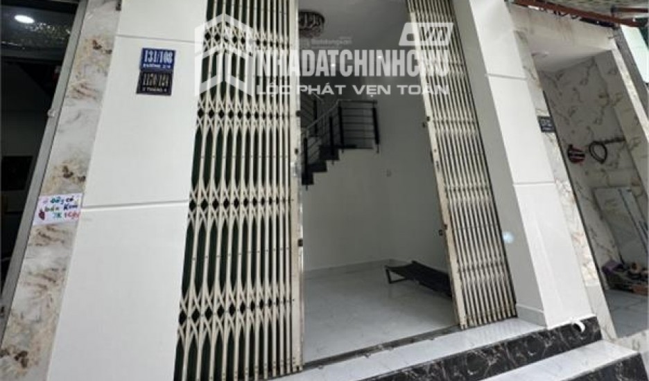 Bán nhà trung tâm Nha Trang hẻm 1170 đường 2/4 Phường Vạn Thắng. Giá bán: 2,3 tỷ sổ đỏ riêng.