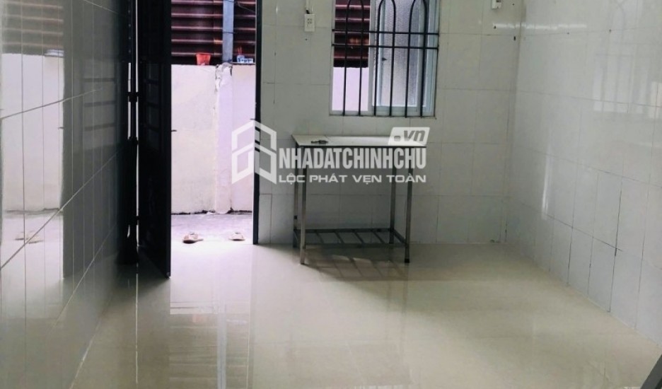 NGAY EMART 2 PHAN HUY ÍCH - BÊN HÔNG TRƯỜNG HỌC - 47M2 NGANG 6M - KO LỘ GIỚI , KO QUY HOẠCH - GIÁ 3.8 TỶ.