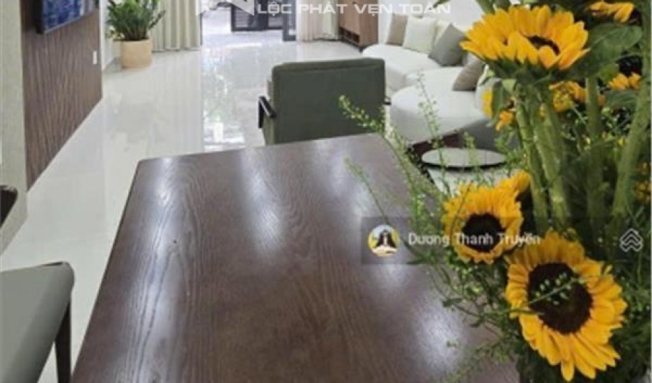 Siêu phẩm nhà đẹp 3tầng góc 2 mặt tiền đường Đồng Nai gần siêu thị Coopmart, full nội thất, 11,9tỷ