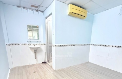 HẺM XE HƠI KHU VIP - 40M2 CÔNG NHẬN ĐỦ - SỔ HỒNG RIÊNG - KHÔNG QUY HOẠCH - CHỈ 3.78 TỶ